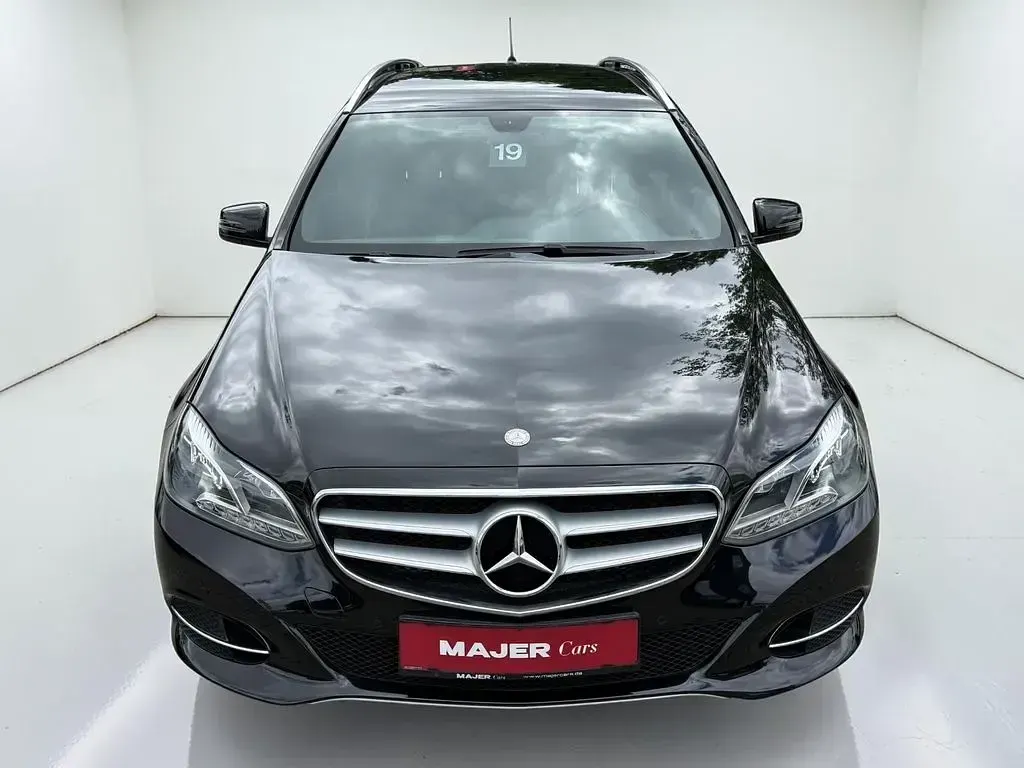 Gebraucht Mercedes E200 184 PS (135 kW) 2016 Schwarz Limousine