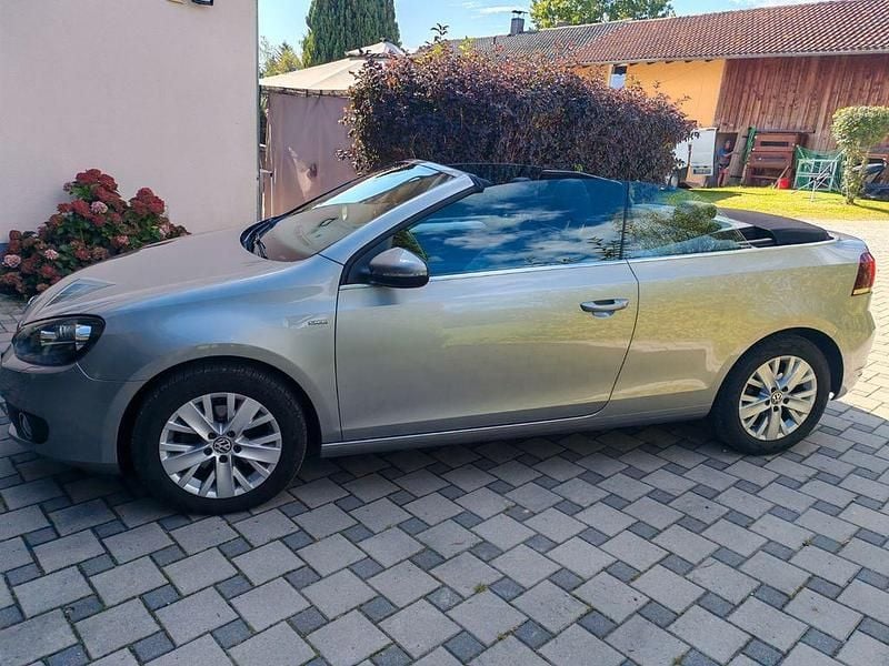 Gebraucht VW Golf Cabriolet Life 105 PS (77 kW) 2014 Silber Cabrio