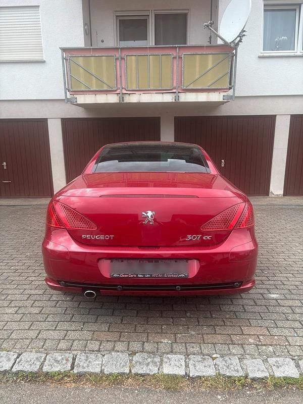 Rot Gebraucht 2006 Peugeot 307 CC Cabrio | 1.000 € (Superpreis) - Bild 1/4