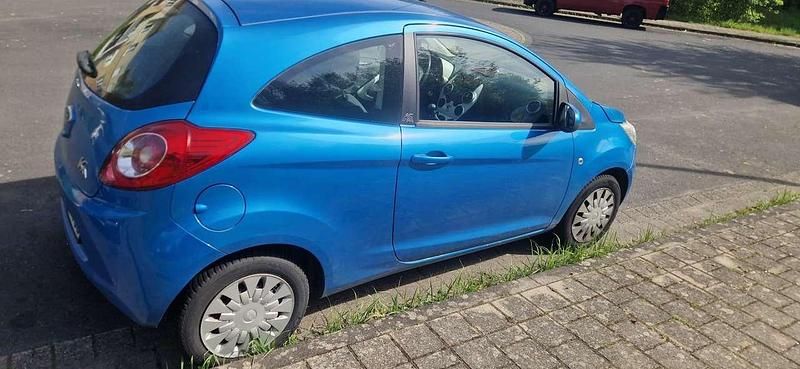 Gebraucht Ford Ka Titanium 69 PS (50 kW) 2009 Blau Kleinwagen
