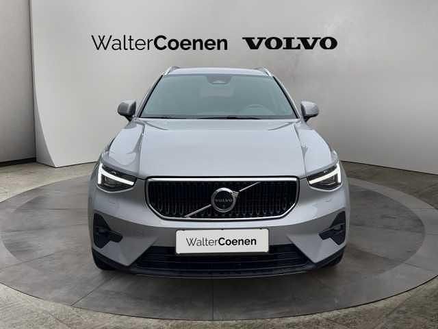 Gebraucht Volvo XC40 120 PS (88 kW) 2025 SUV