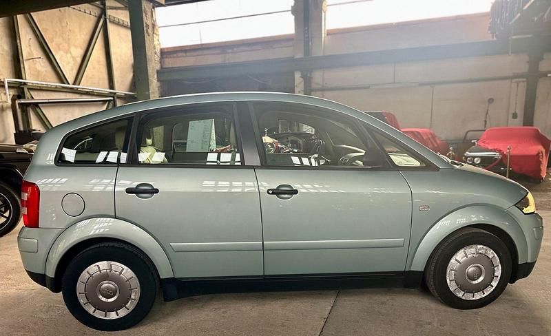 Usado Audi A2 61 HP (44 kW) 2001 Verde Citadino