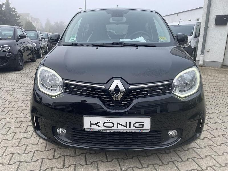 Gebraucht Renault Twingo 60 kW (82 PS) 2023 Blackpearlschwarz Kleinwagen