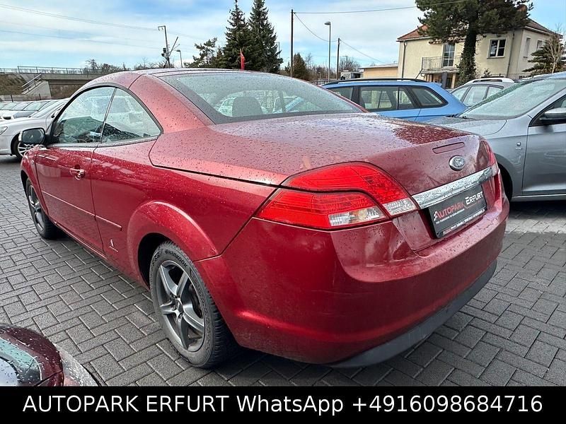 Gebraucht Ford Focus Cabriolet 101 PS (74 kW) 2007 Rot Cabrio