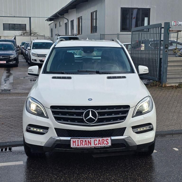 Gebraucht Mercedes ML350 258 PS (189 kW) 2015 Weiß SUV