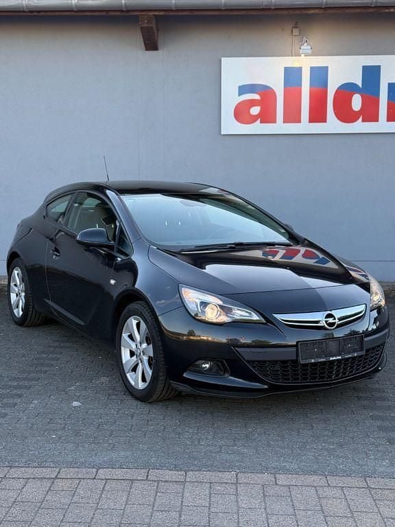 Grau Gebraucht 2012 Opel Astra GTC Coupé | 5.690 € (Fairer Preis) - Bild 1/4
