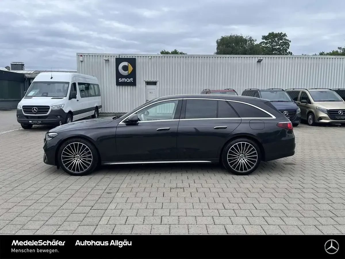 Gebraucht Mercedes E300 Exclusive 313 PS (230 kW) 2025 Lack graphitgrau Kombi