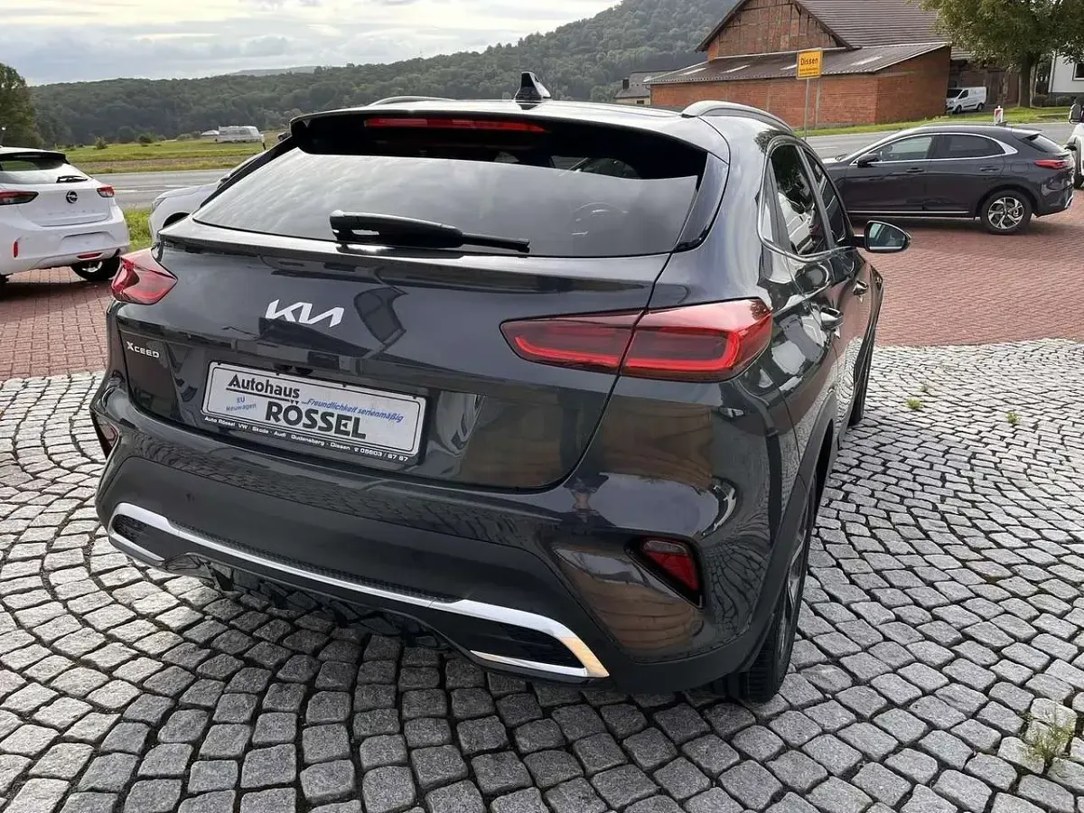 Neu Kia XCeed Exclusive 150 PS (110 kW) 2026 Pentametal SUV
