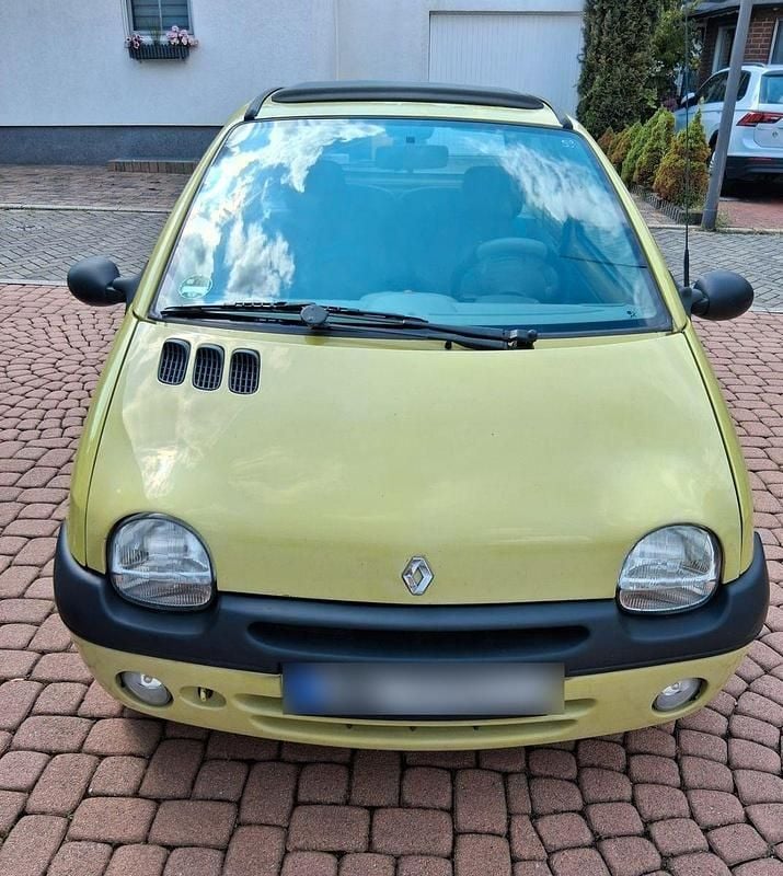 Gelb Gebraucht 2000 Renault Twingo Liberty Kleinwagen | 1.000 € (Fairer Preis) - Bild 1/4