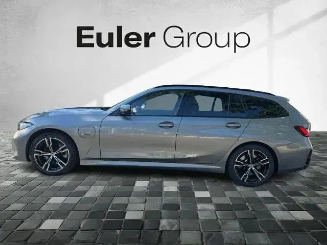 Gebraucht BMW 320e Performance 204 PS (150 kW) 2022 Grau Kombi