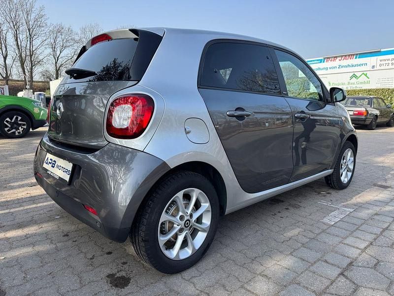 Gebraucht Smart ForFour 71 PS (52 kW) 2019 Silber Kleinwagen
