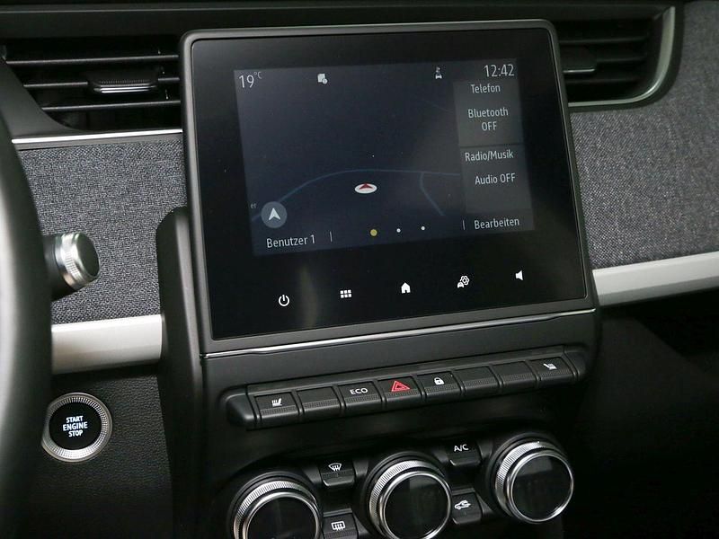 Gebraucht Renault Zoe Experience 50 kW (69 PS) 2021 Sternenschwarz Kleinwagen