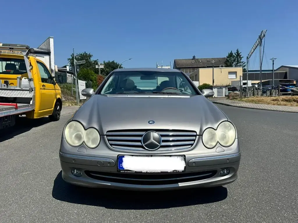 Gebraucht Mercedes CLK200 163 PS (119 kW) 2003 Silber Coupé