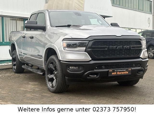 Silber Gebraucht 2021 Dodge Ram Abholung | 37.990 € (Superpreis) - Bild 1/4