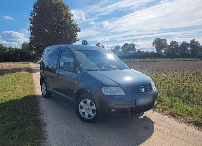 Grau Gebraucht 2008 VW Caddy Life Van / Kleinbus | 2.199 € (Teuer) - Bild 1/4