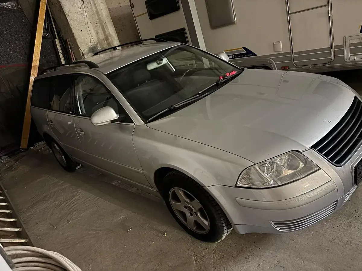 Gebraucht VW Passat 131 PS (96 kW) 2004 Silber Kombi
