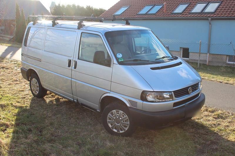 Gebraucht VW Transporter 102 PS (75 kW) 2002 Silber Van