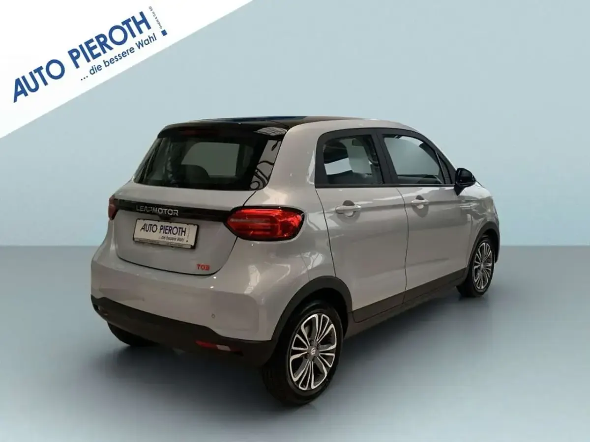 Gebraucht Leapmotor T03 69 kW (95 PS) 2025 Silber Kleinwagen