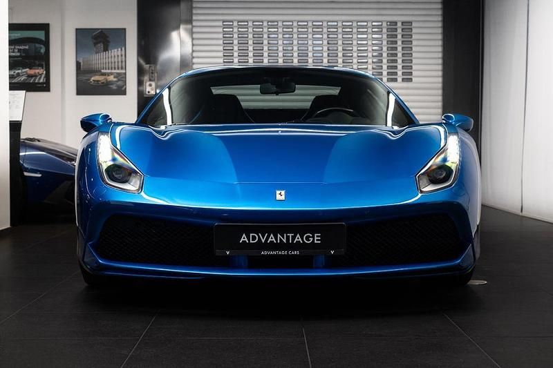 Gebraucht Ferrari 488 669 PS (492 kW) 2016 Blau Cabrio