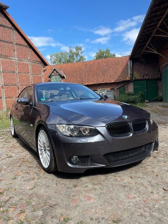 Grau Gebraucht 2008 BMW 325 M Sport Coupé | 10.000 € (Guter Preis) - Bild 1/4