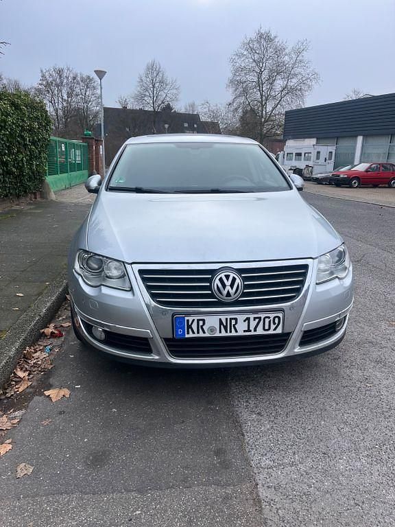 Gebraucht VW Passat Highline 150 PS (110 kW) 2006 Silber Limousine