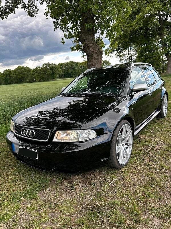 Second-hand Audi RS4 381 CP (280 kW) 2000 Negru Break