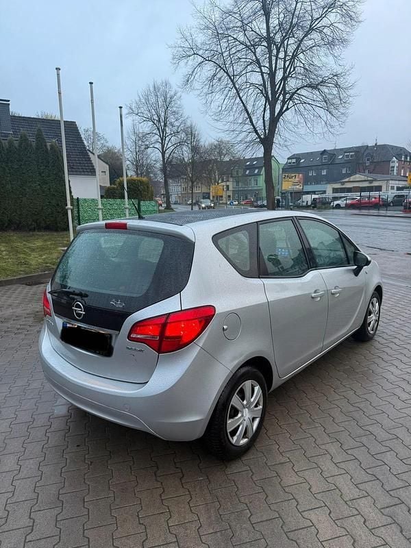Gebraucht Opel Meriva 120 PS (88 kW) 2010 Silber Van / Kleinbus