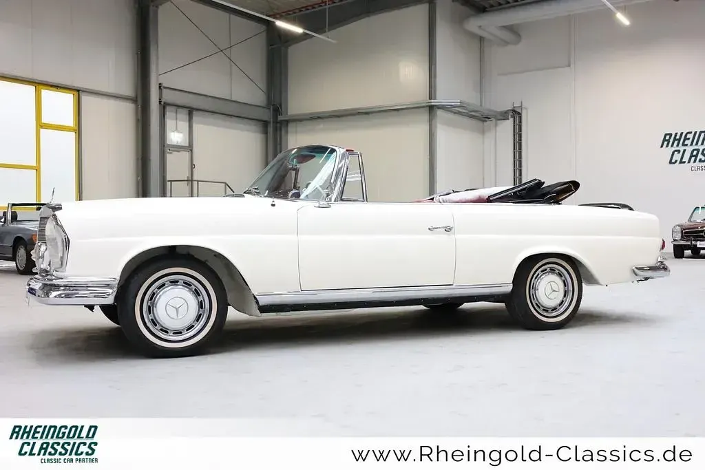 Gebraucht Mercedes W111 120 PS (88 kW) 1965 Weiß Cabrio