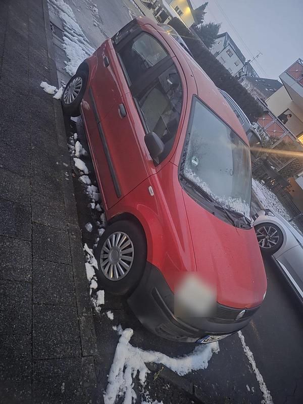 Second-hand Fiat Panda 2004 Roșu Hatchback