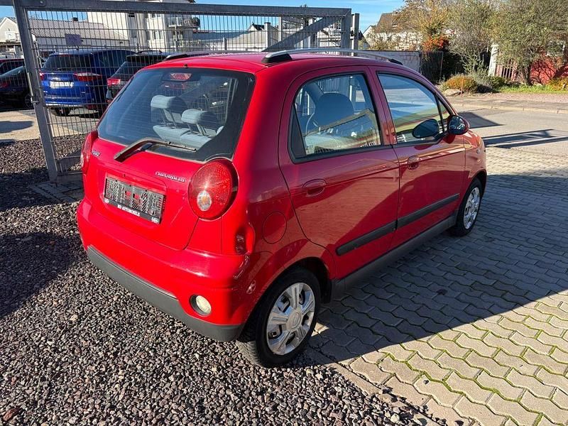 Gebraucht Chevrolet Matiz 67 PS (49 kW) 2009 Rot Kleinwagen