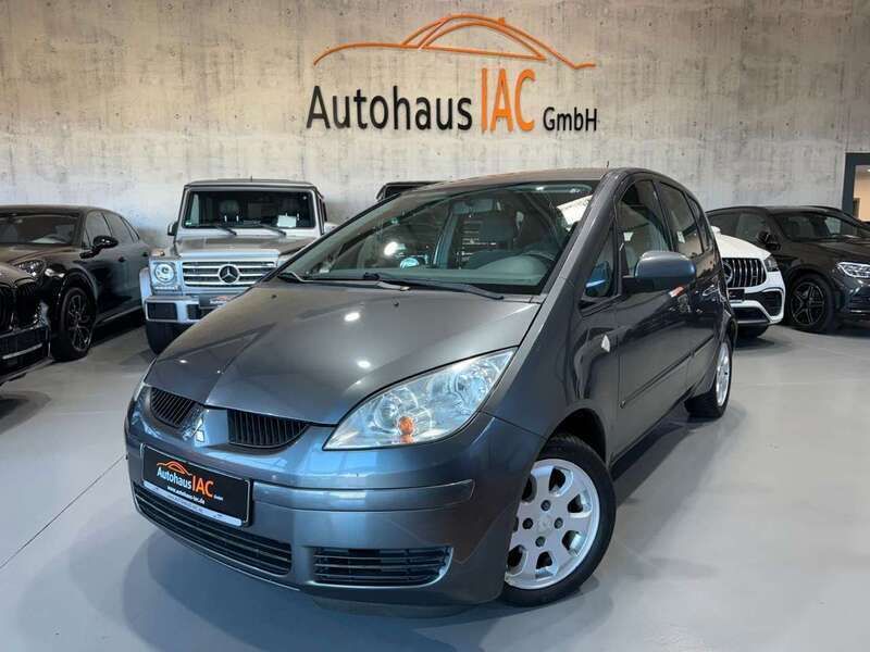 Grau Gebraucht 2006 Mitsubishi Colt Invite Kleinwagen | 8.900 € - Bild 1/4