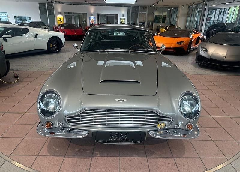 Gebraucht Aston Martin DB6 286 PS (210 kW) 1969 Silber Coupé