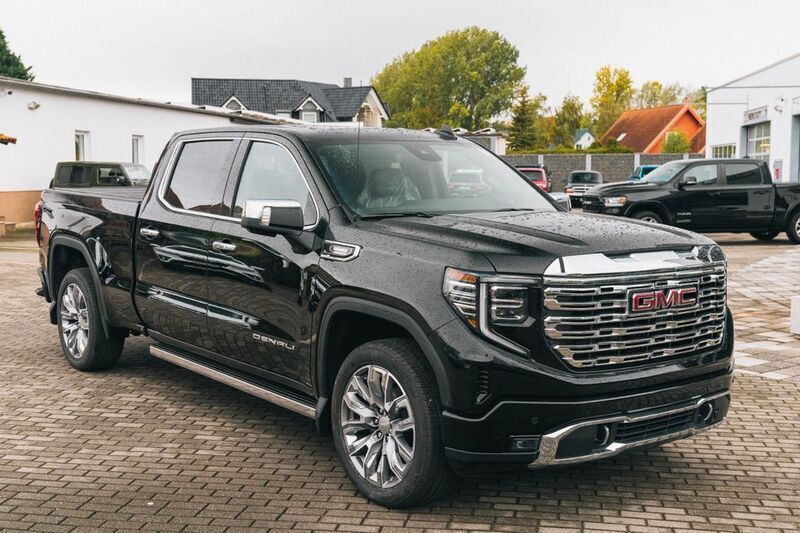 Schwarz Neu 2025 GMC Sierra SUV | 91.750 € (Fairer Preis) - Bild 1/4