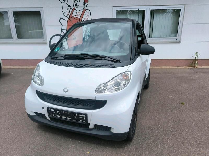 Weiß Gebraucht 2007 Smart ForTwo Coupé Kleinwagen | 2.600 € - Bild 1/4