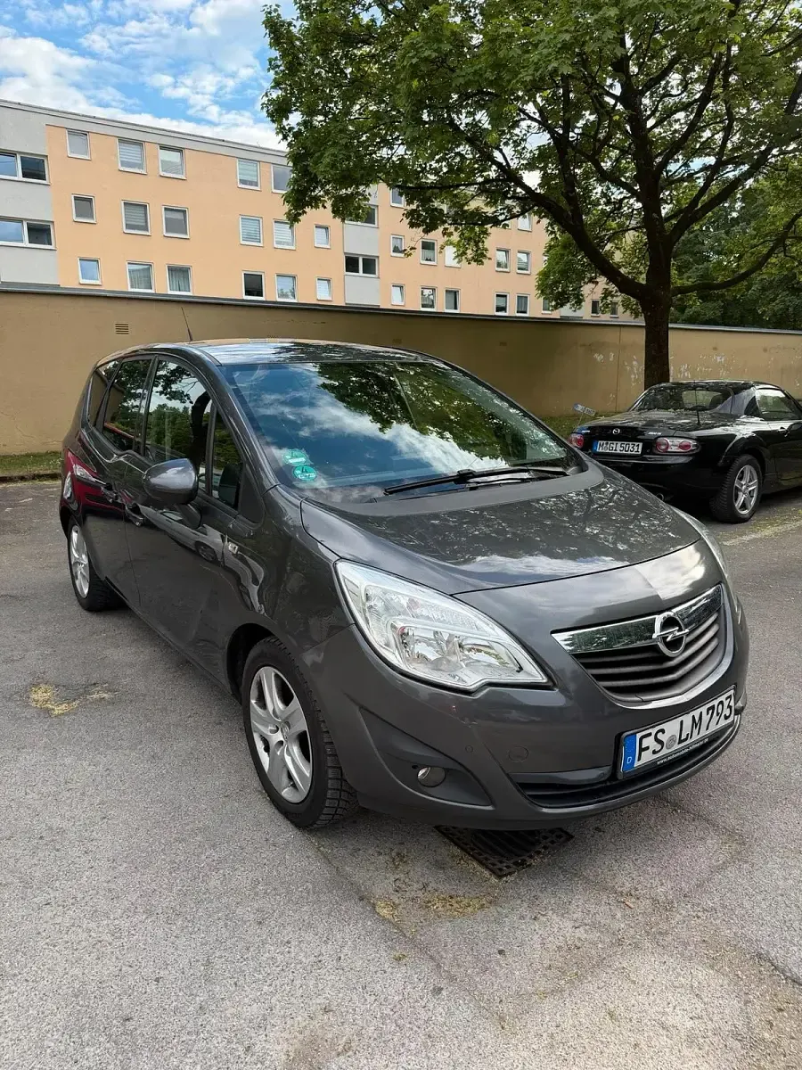 Używany Opel Meriva 120 KM (88 kW) 2012 Szary Minivan