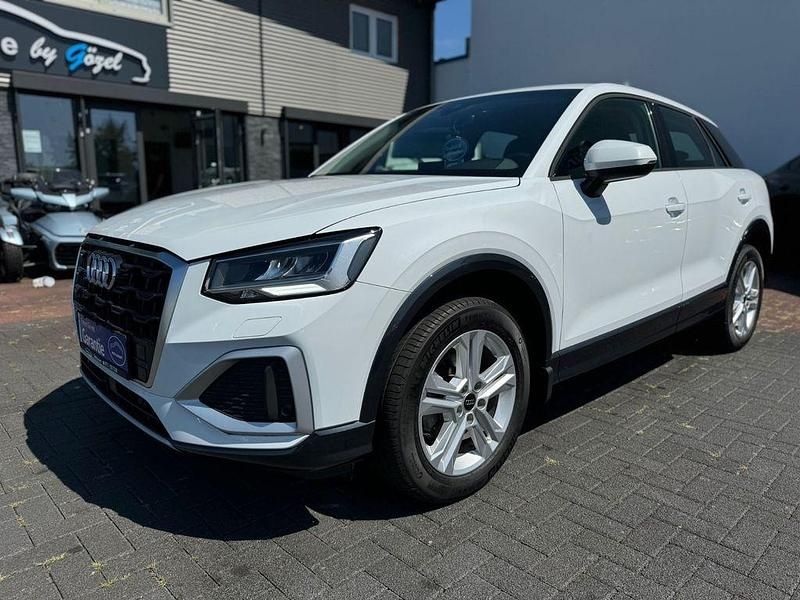 Weiß Gebraucht 2024 Audi Q2 Advanced Plus SUV | 27.890 € (Fairer Preis) - Bild 1/4