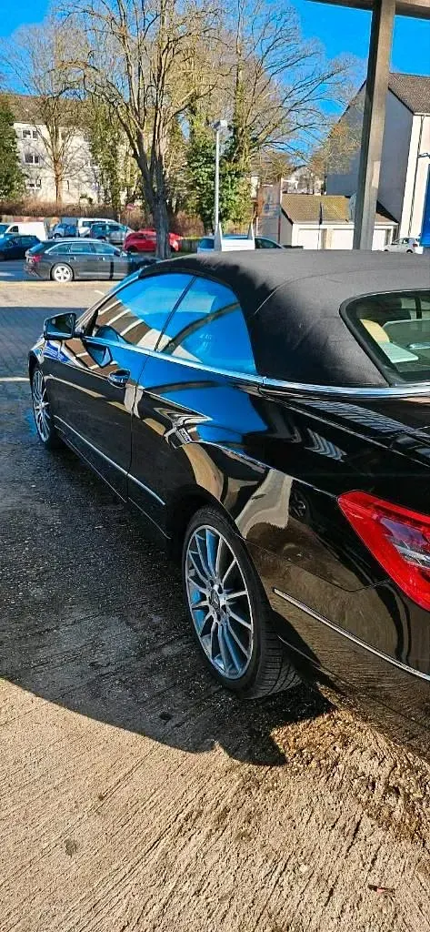 Gebraucht Mercedes 220 170 PS (125 kW) 2012 Schwarz Cabrio