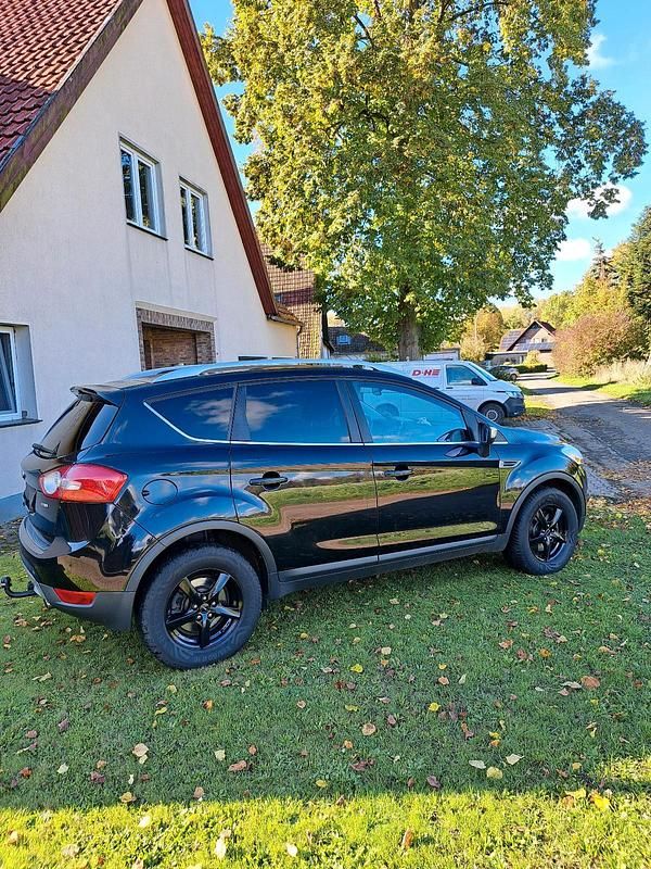 Schwarz Gebraucht 2010 Ford Kuga SUV | 4.999 € (Guter Preis) - Bild 1/4
