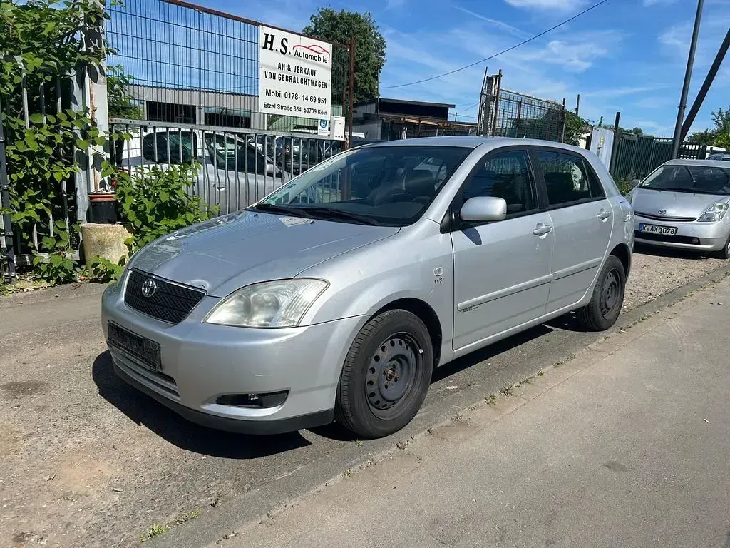 Brugt Toyota Corolla Sol 110 HK (80 kW) 2002 Sølv Sedan