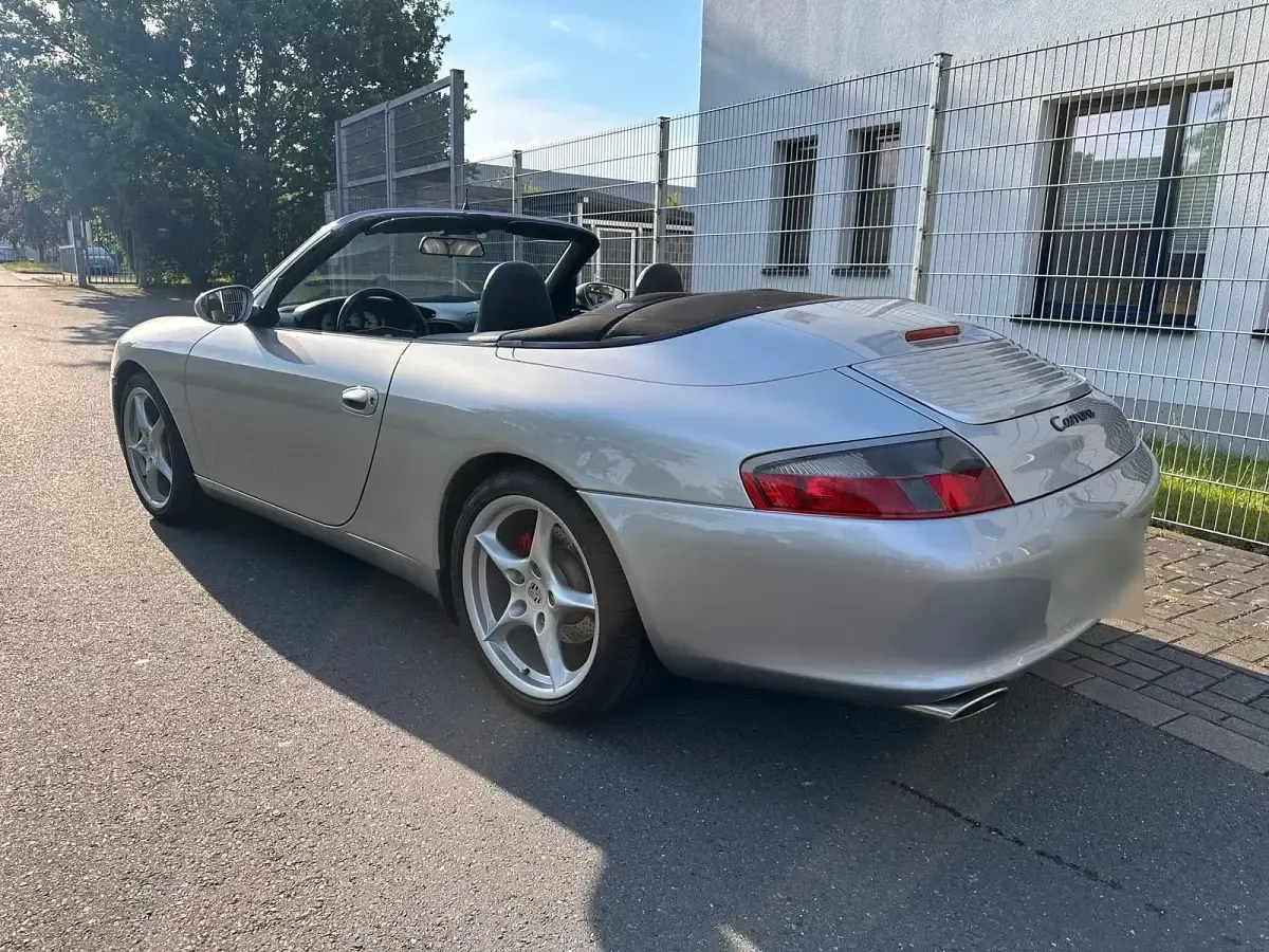 Gebraucht Porsche 911 Carrera Cabriolet 300 PS (220 kW) 1999 Silber Cabrio