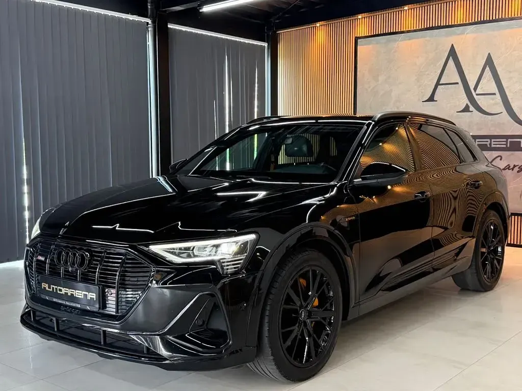 Gebraucht Audi e-tron Black Edition 300 kW (408 PS) 2022 Schwarz SUV