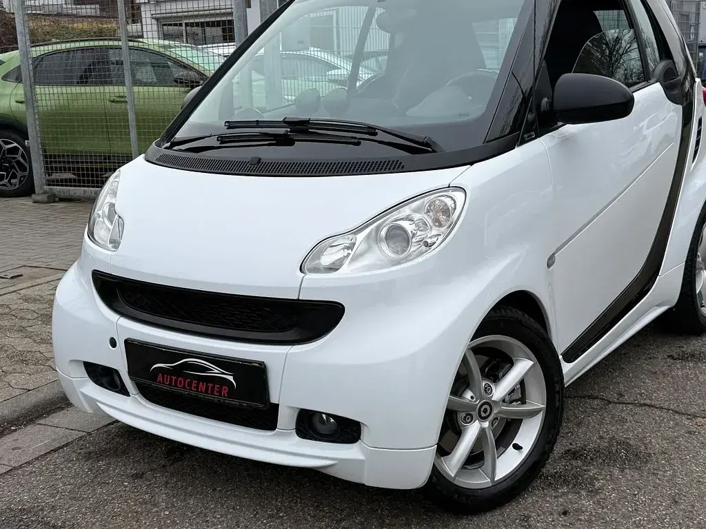 Gebraucht Smart ForTwo Coupé 71 PS (52 kW) 2011 Schwarz Coupé