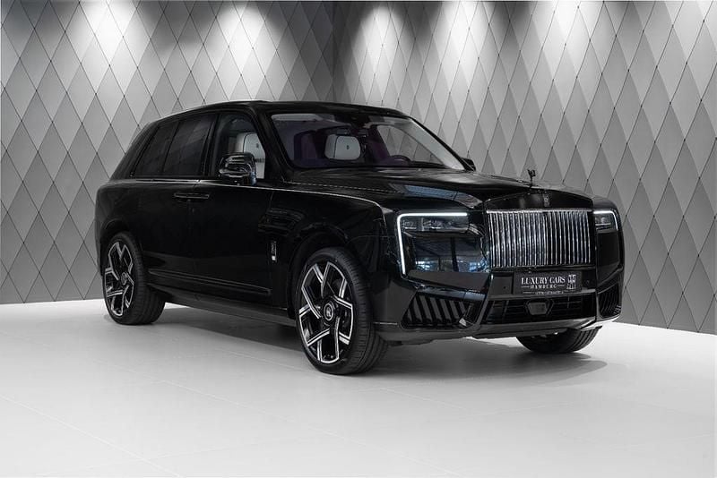 Schwarz Neu 2025 Rolls Royce Cullinan SUV | 628.261 € (Superpreis) - Bild 1/4
