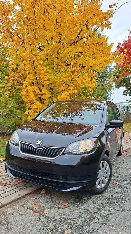 Schwarz Gebraucht 2018 Skoda Citigo Active Kleinwagen | 6.490 € (Guter Preis) - Bild 1/4