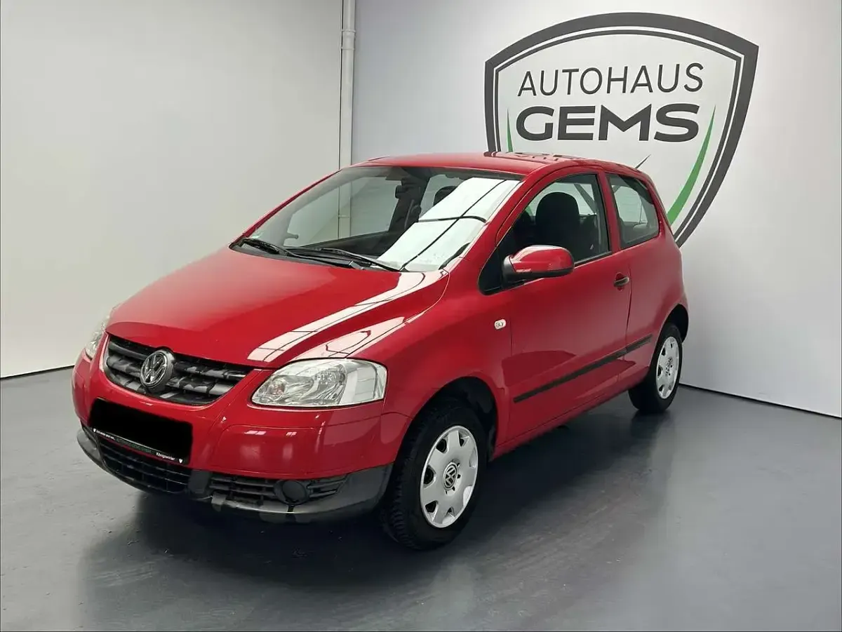 Używany VW Fox 54 KM (39 kW) 2007 Czerwony Hatchback