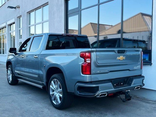 Gebraucht Chevrolet Silverado 309 PS (227 kW) 2024 Gxd sterling gray SUV