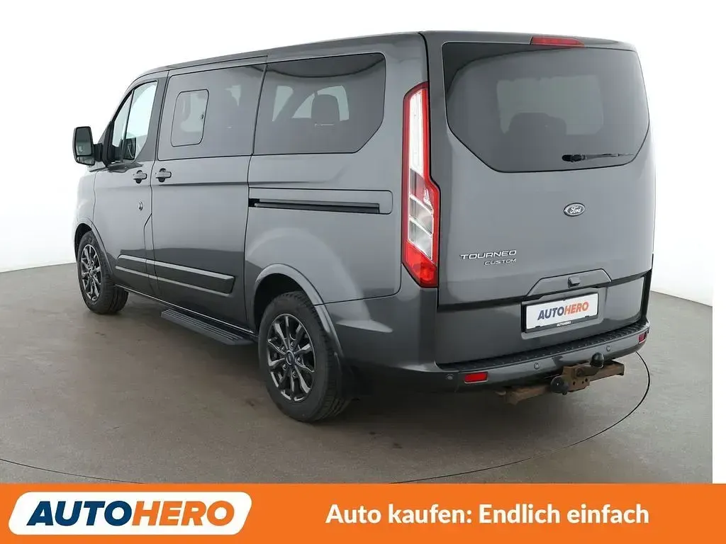 Gebraucht Ford Tourneo Titanium X 185 PS (136 kW) 2019 Grau Van / Kleinbus