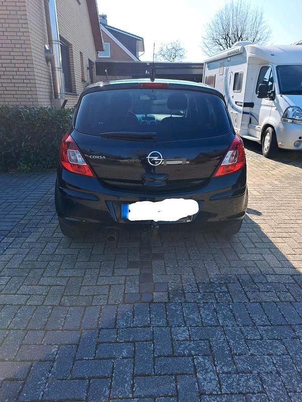 Gebraucht Opel Corsa 101 PS (74 kW) 2011 Schwarz Kleinwagen