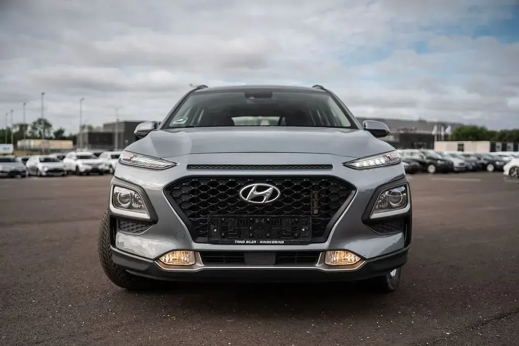 Gebraucht Hyundai Kona 120 PS (88 kW) 2021 Grau SUV