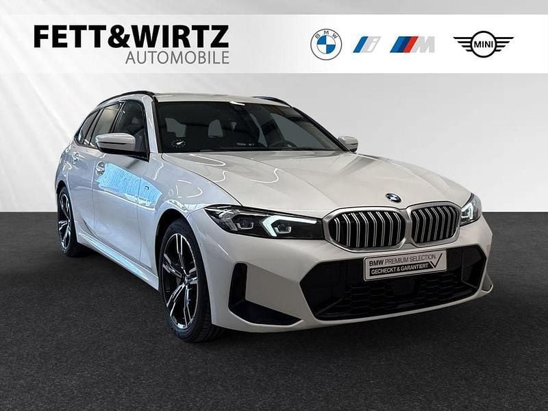 Mineralweiß metallic Gebraucht 2024 BMW 330 M Sport Kombi | 39.999 € (Superpreis) - Bild 1/3